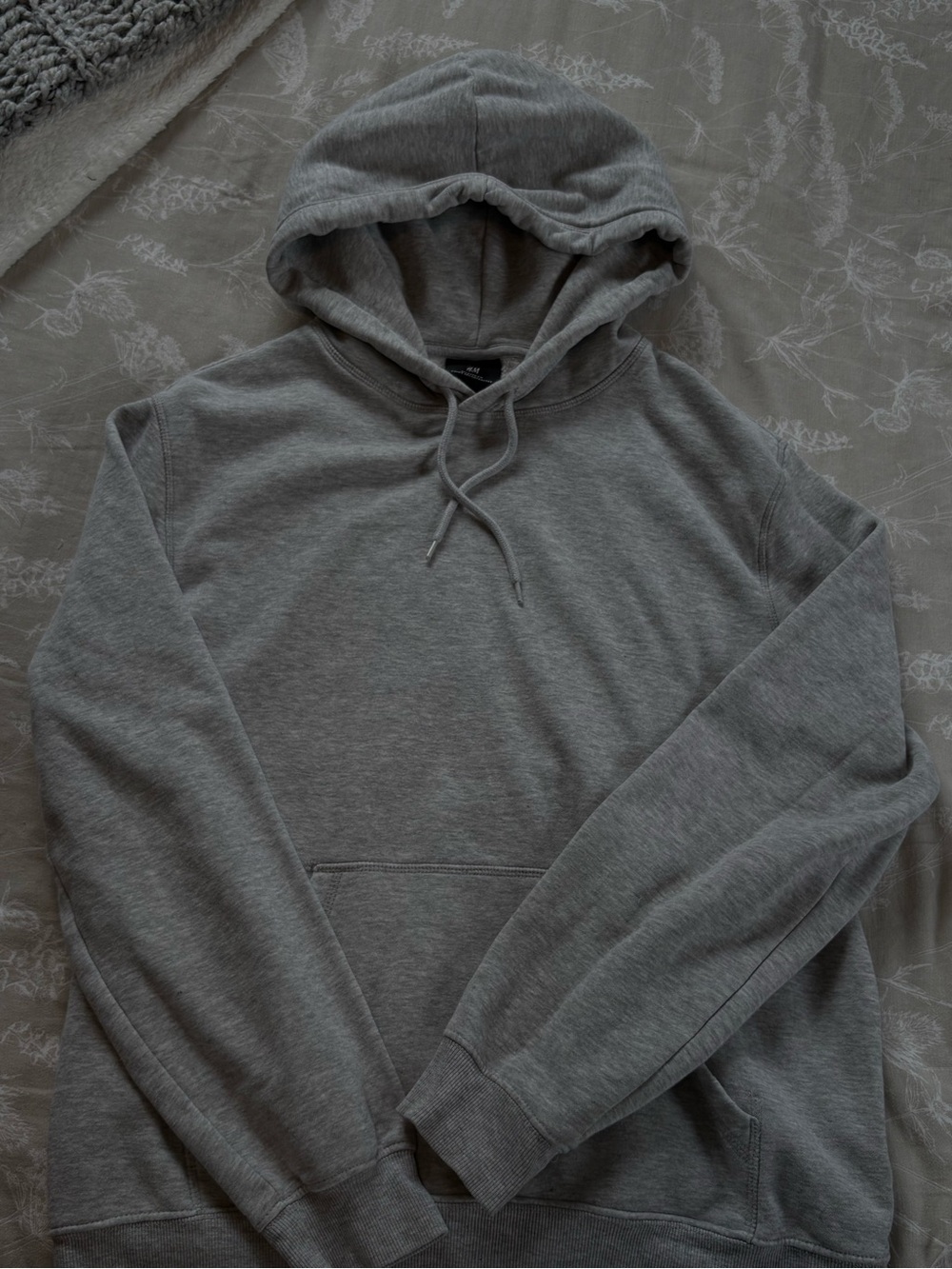 H&M Men's Gray Pullover Hoodie with Drawstring